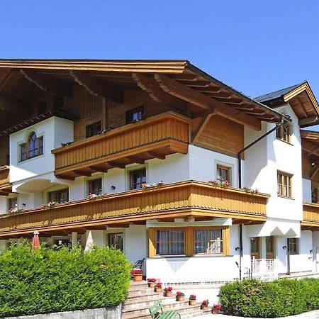 Apartment In Filzmoos With A Balcony Exterior foto